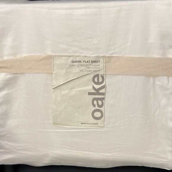 OAKE 300 THREAD COUNT QUEEN SIZE FLAT SHEET - Picture 3 of 3